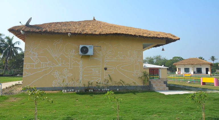 wall art in Sundarban(8) Residency